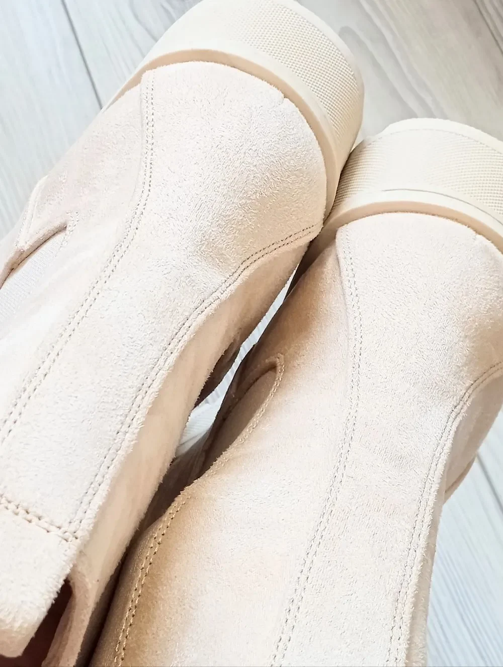 (C-4681) ZBY Women's Chelsea Boots Sz 11